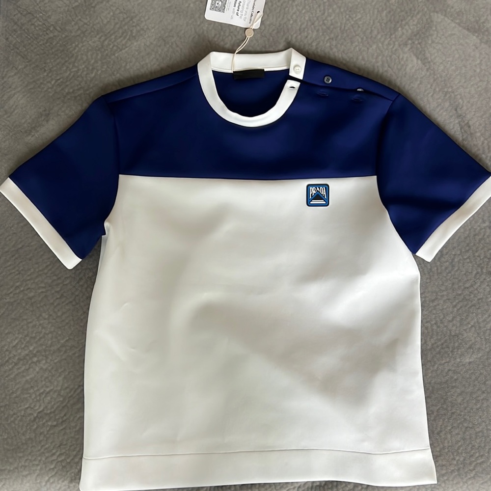 Prada Tee XXL